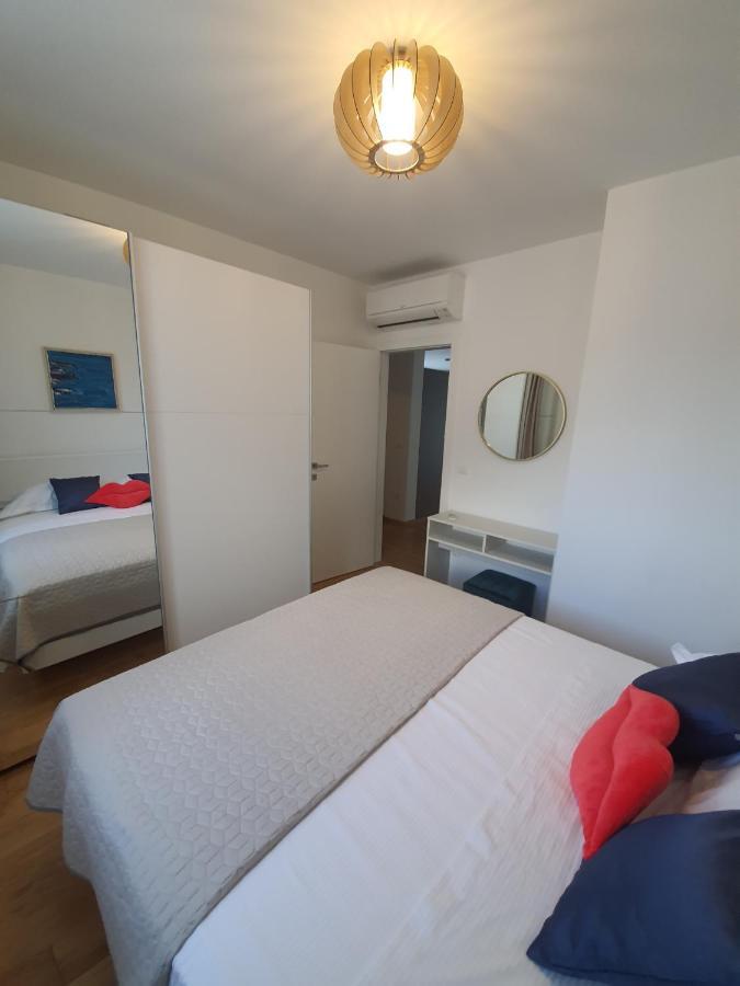 Mariposa Makarska 83M2 New Apartment With Garage المظهر الخارجي الصورة