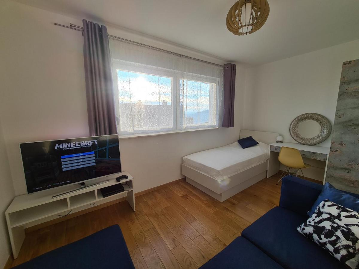Mariposa Makarska 83M2 New Apartment With Garage المظهر الخارجي الصورة