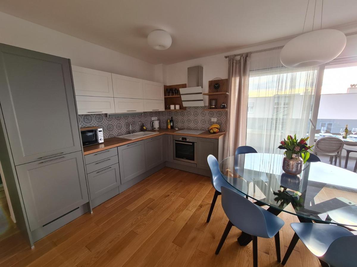 Mariposa Makarska 83M2 New Apartment With Garage المظهر الخارجي الصورة